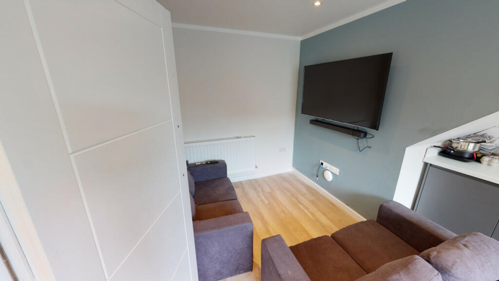 Additional property image - Gloucester Road, Bristol
