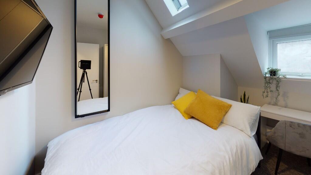 Additional property image - Whiteladies Road, Bristol, BS8