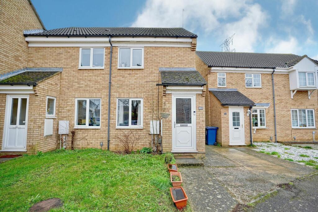 2 bedroom end of terrace house for sale in William Drive, Eynesbury, St