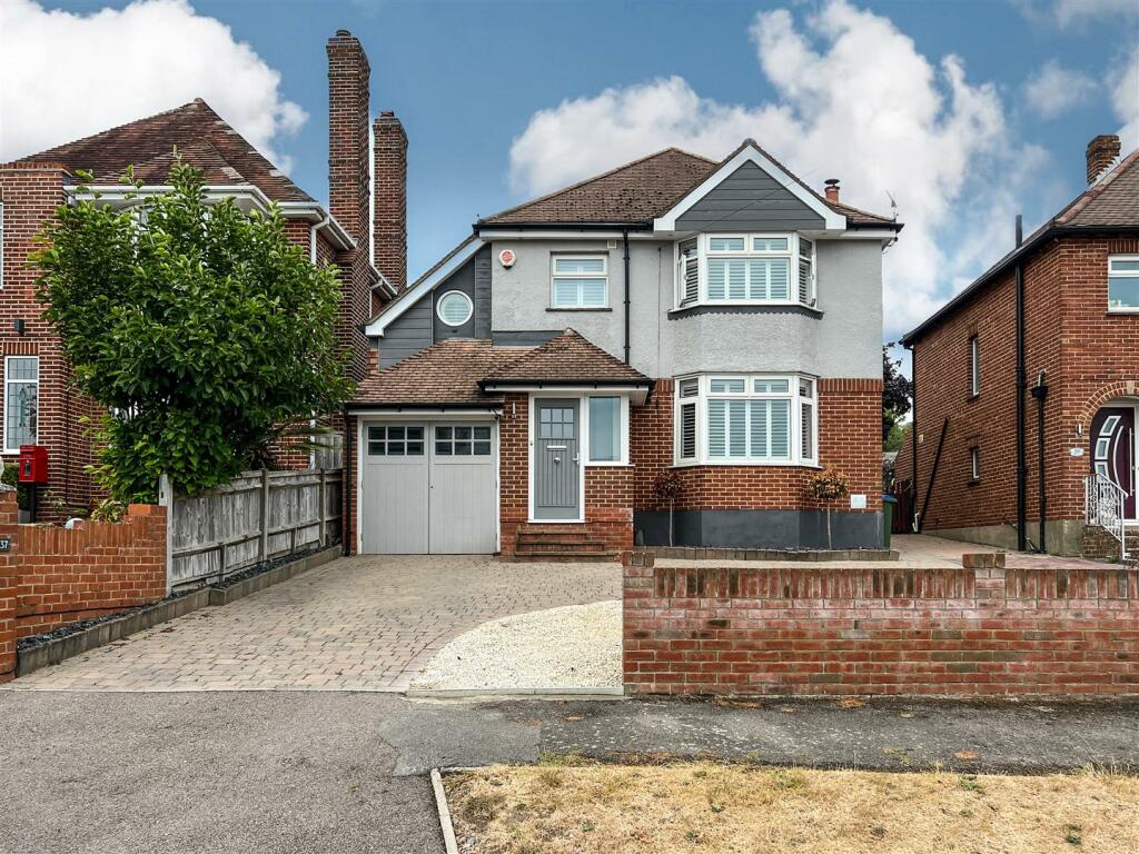 4 bedroom detached house for sale in Pentland Rise, Portchester, PO16