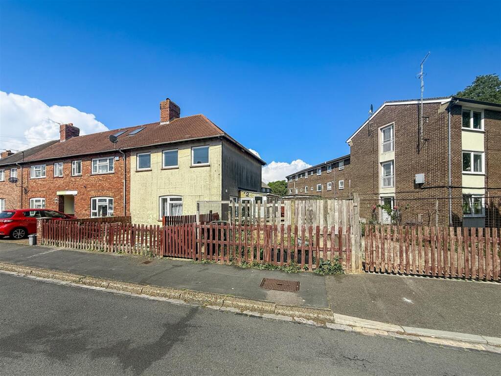 Main image of property: Hilsea Crescent, Portsmouth