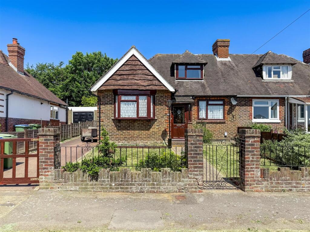 Main image of property: Seaview Avenue, Portchester,