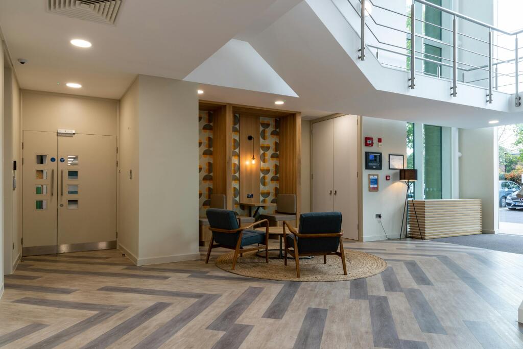 Botleigh Burlington Lobby  Oct 225.jpg