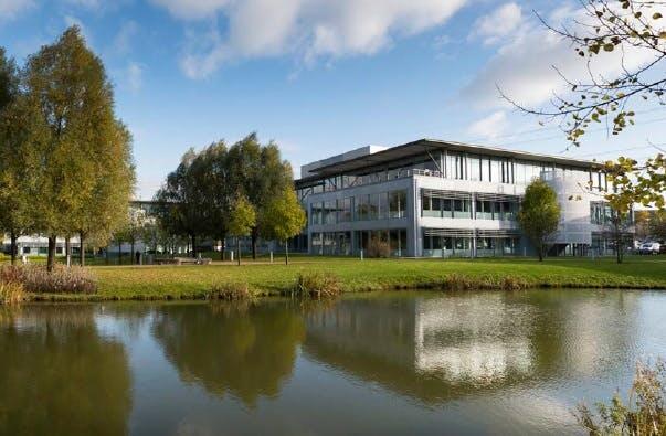 1a93a5fdc65fc937d b04c .jpg