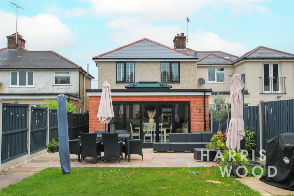 3 bedroom semidetached house for sale in Maldon Road, Great Baddow