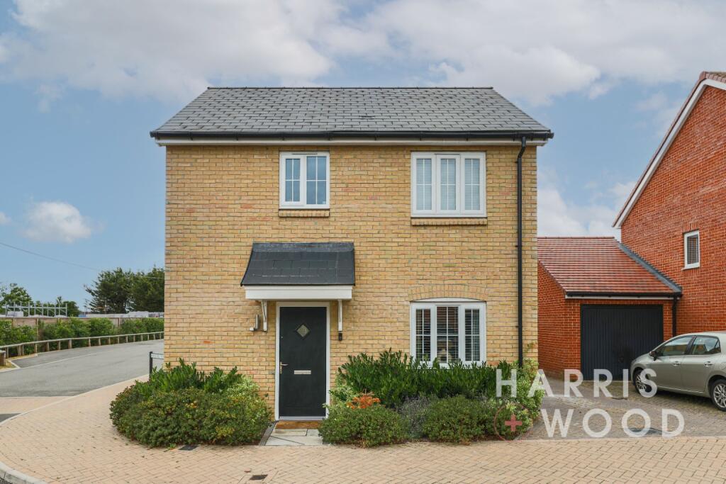 Main image of property: Tarecroft Way, Rivenhall, Essex, CM8