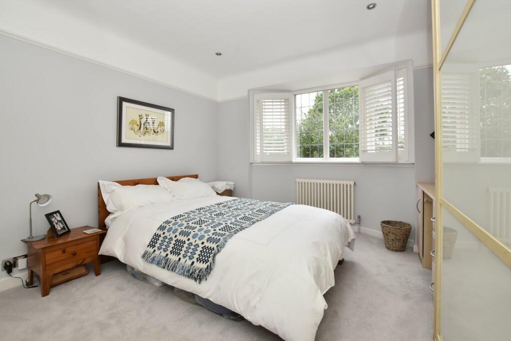Additional property image - Lorne Gardens, Croydon, CR0