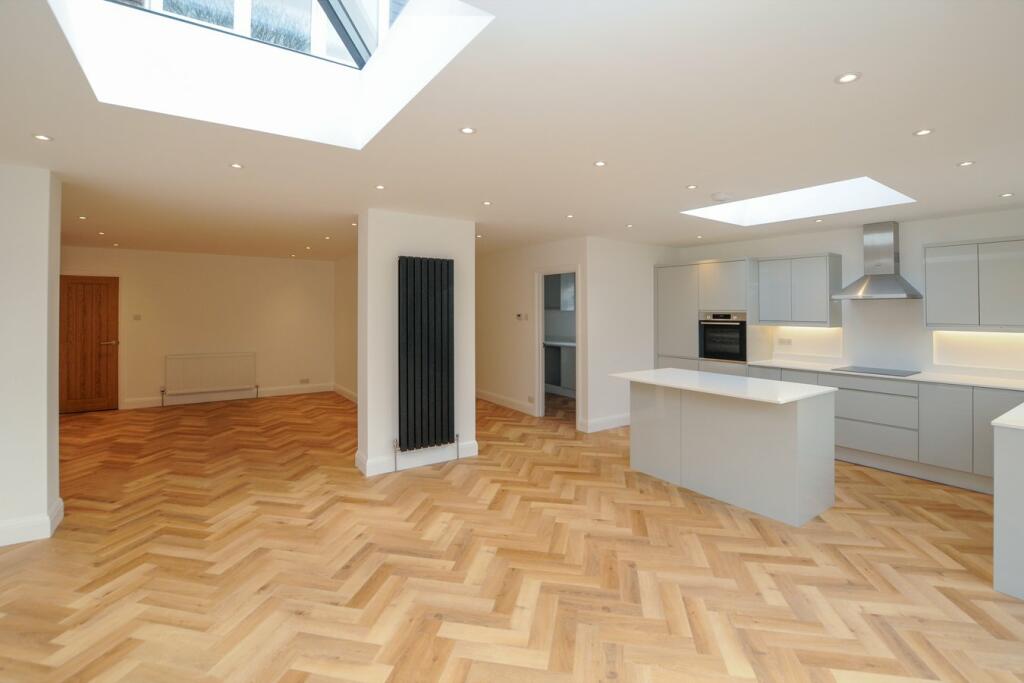 Additional property image - Lawrence Road, West Wickham, BR4