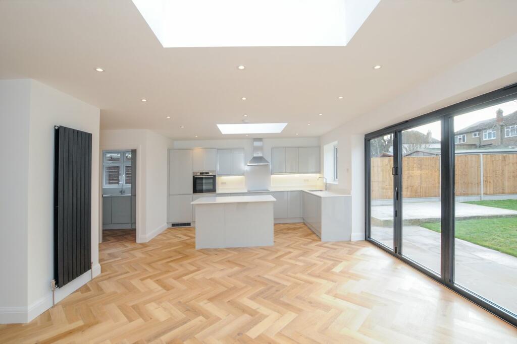 Additional property image - Lawrence Road, West Wickham, BR4