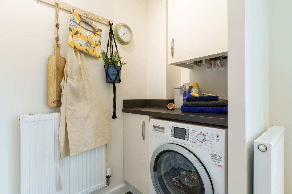 Additional property image - Birmingham Road,
Alcester,
B49 5EH
