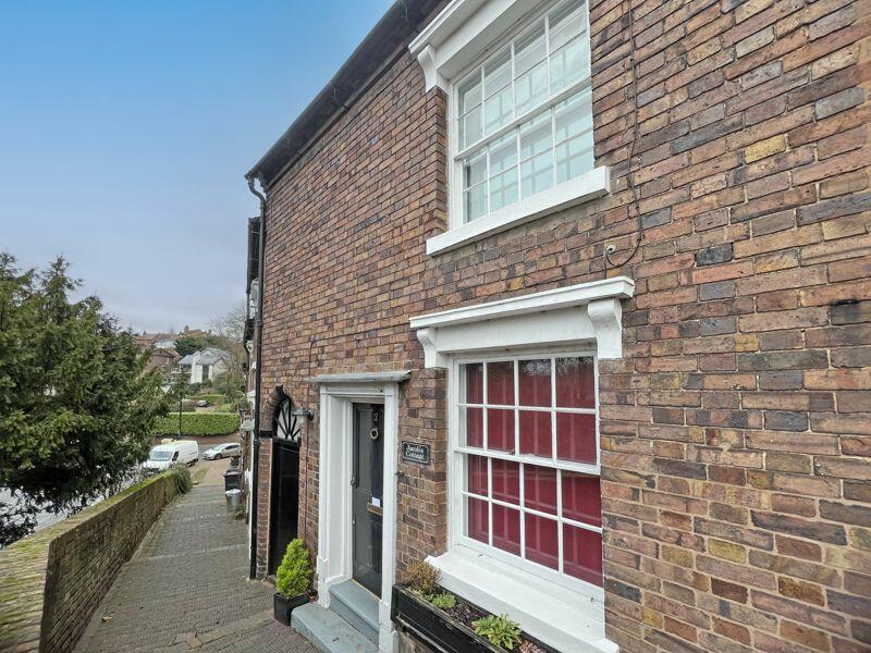2 bedroom cottage for sale in Ebenezer Row, Bridgnorth, WV16