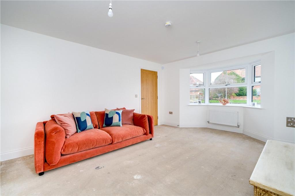 4 bedroom detached house for sale in Slingsby Close, Ferrensby, Near