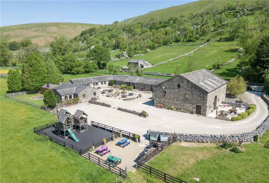 Additional property image - Stonelands Farmyard Cottages, and Dubb Croft Barn, Litton, Near Skipton, North Yorkshire, BD23
