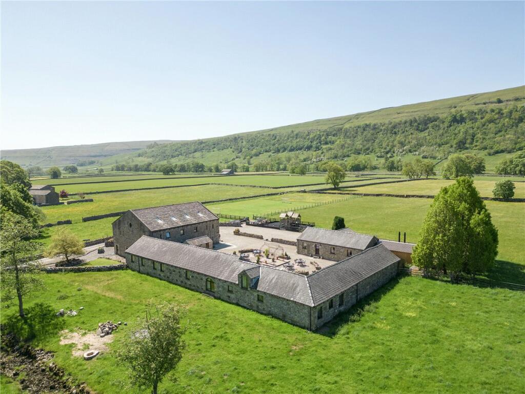 Additional property image - Stonelands Farmyard Cottages, and Dubb Croft Barn, Litton, Near Skipton, North Yorkshire, BD23