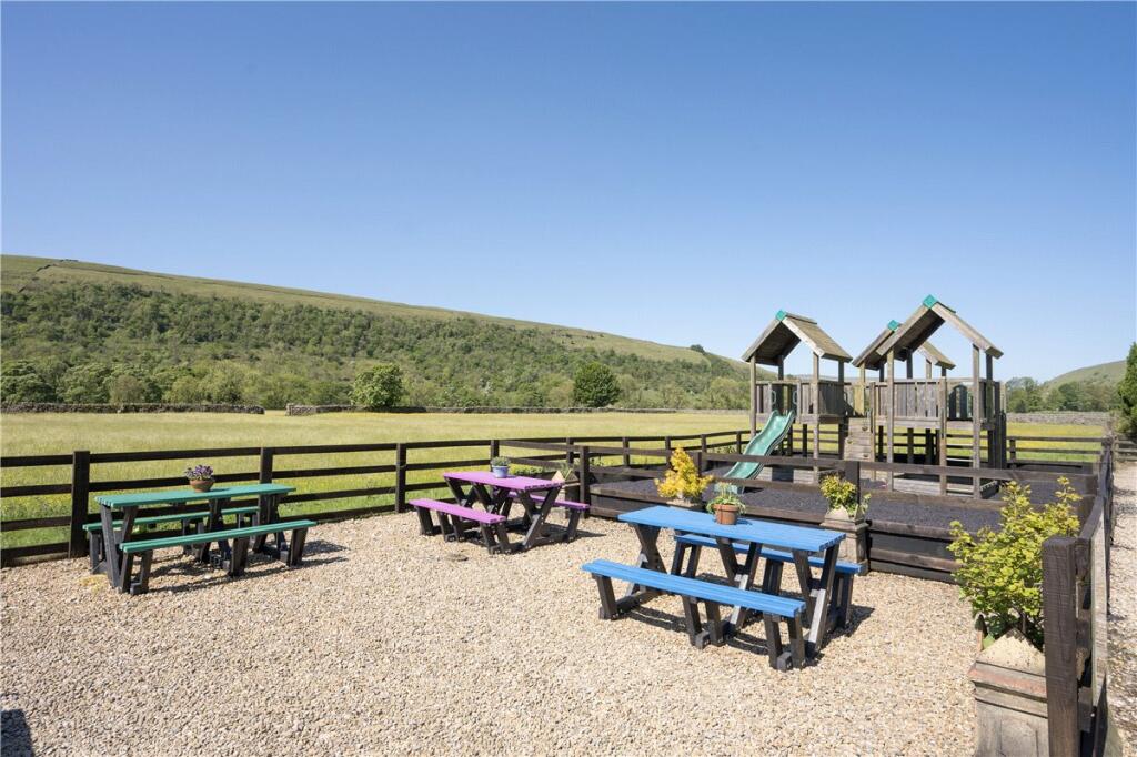 Additional property image - Stonelands Farmyard Cottages, and Dubb Croft Barn, Litton, Near Skipton, North Yorkshire, BD23