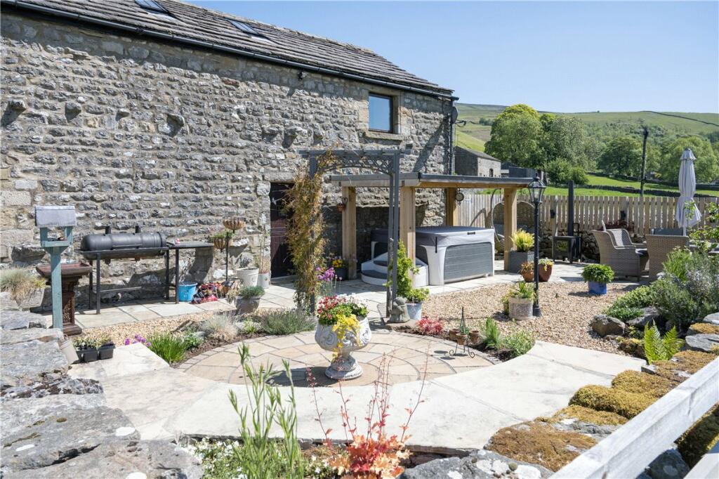 Additional property image - Stonelands Farmyard Cottages, and Dubb Croft Barn, Litton, Near Skipton, North Yorkshire, BD23
