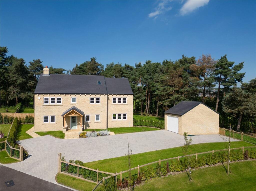 6 bedroom detached house for sale in Wharfedale Gardens, Dunkeswick