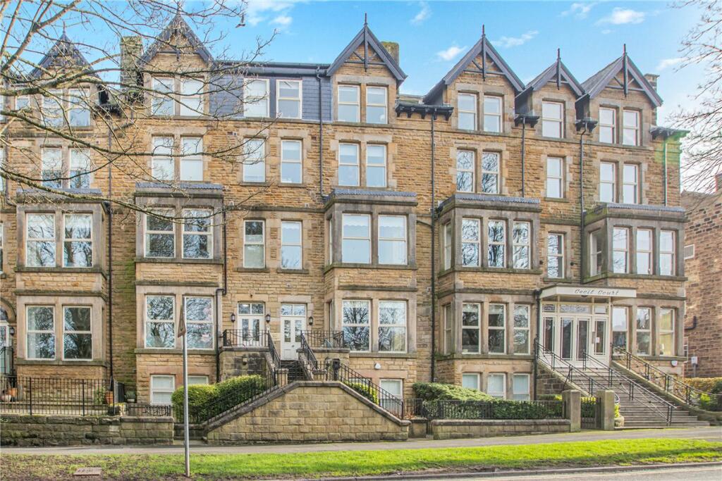 2 bedroom apartment for sale in Valley Drive, Harrogate, North Yorkshire, HG2
