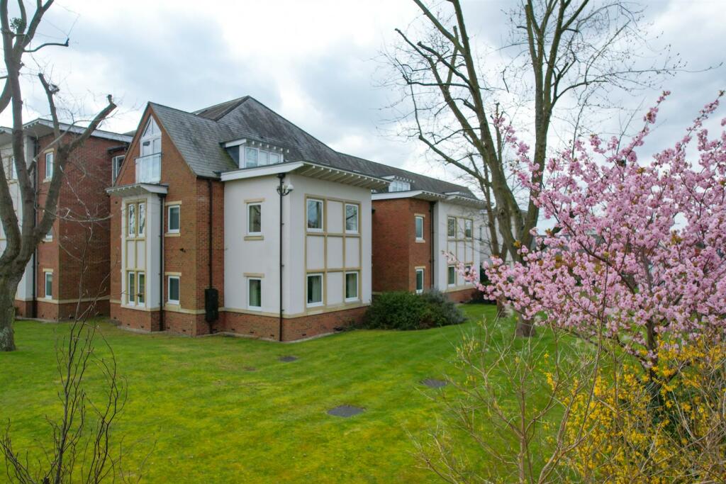 Additional property image - Main Street, Tiddington