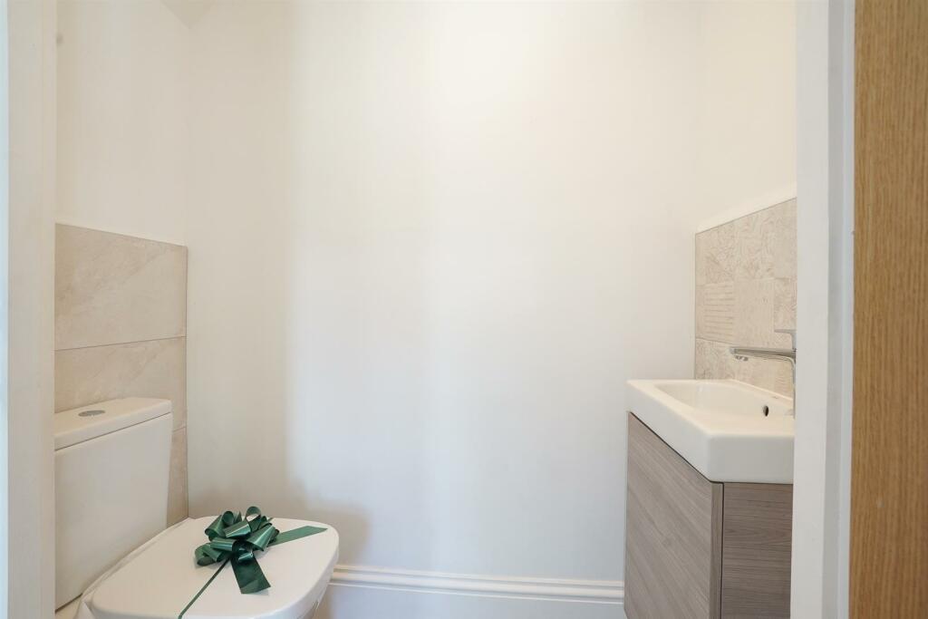 Additional property image - Arrowbank, Bidford-On-Avon, Alcester