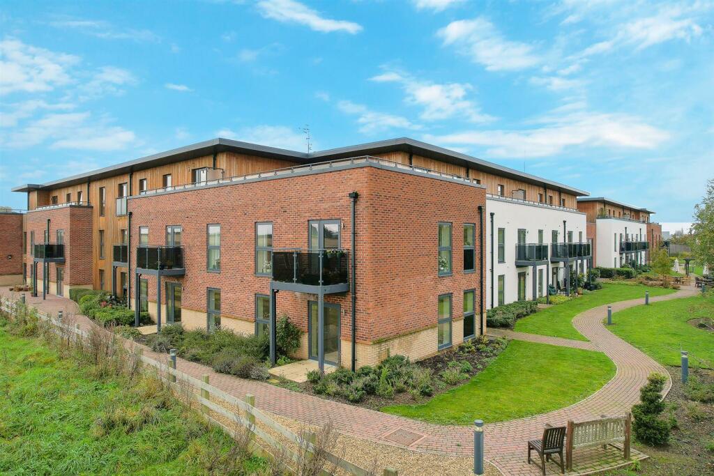 Additional property image - Harvard Place, Springfield Close, Stratford-Upon-Avon