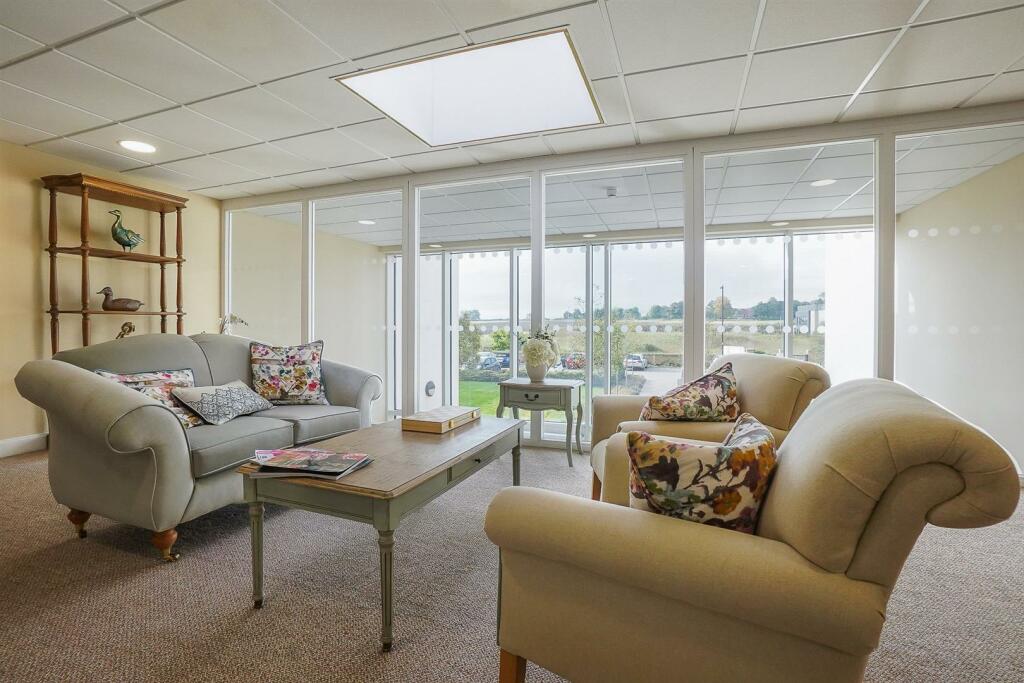 Additional property image - Harvard Place, Springfield Close, Stratford-Upon-Avon