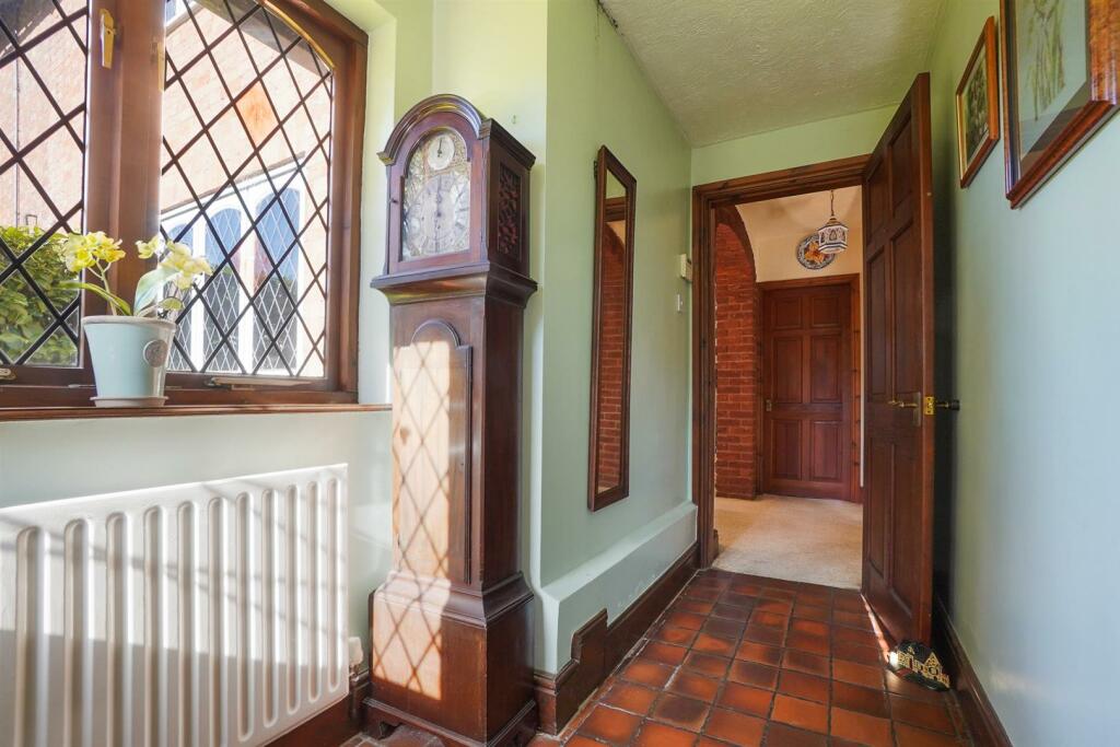 Additional property image - School Road, Snitterfield, Stratford-Upon-Avon