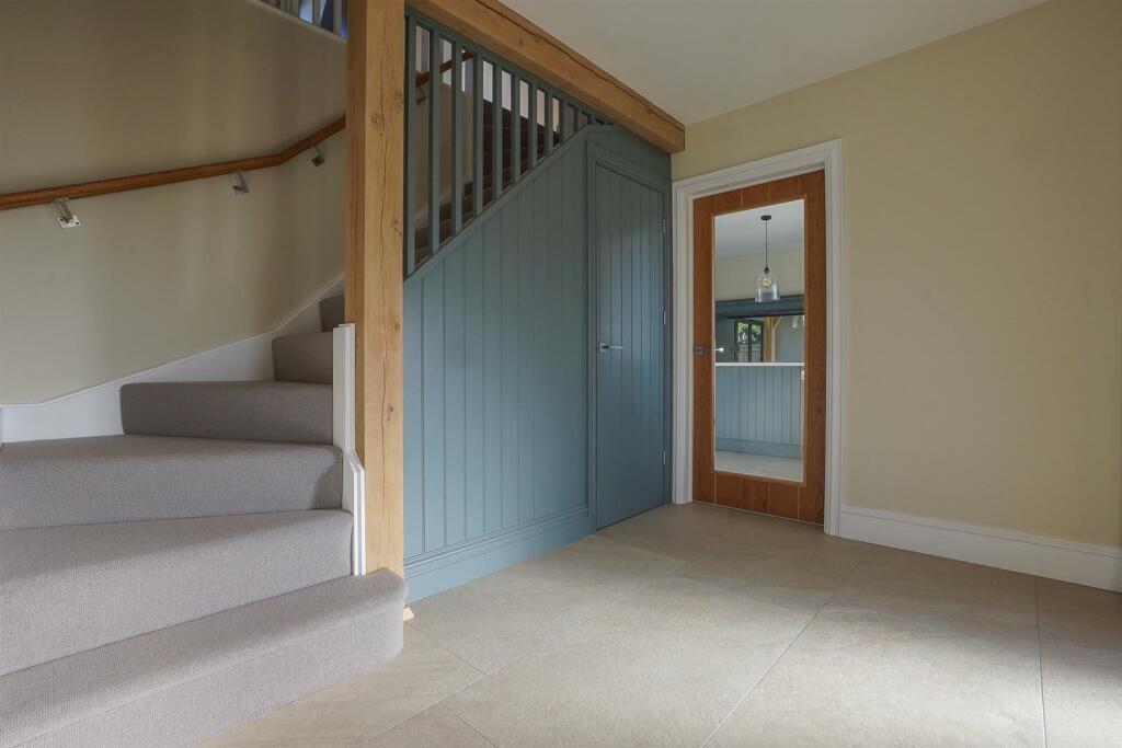 Additional property image - Williams Orchard, Duck Lane, Welford On Avon