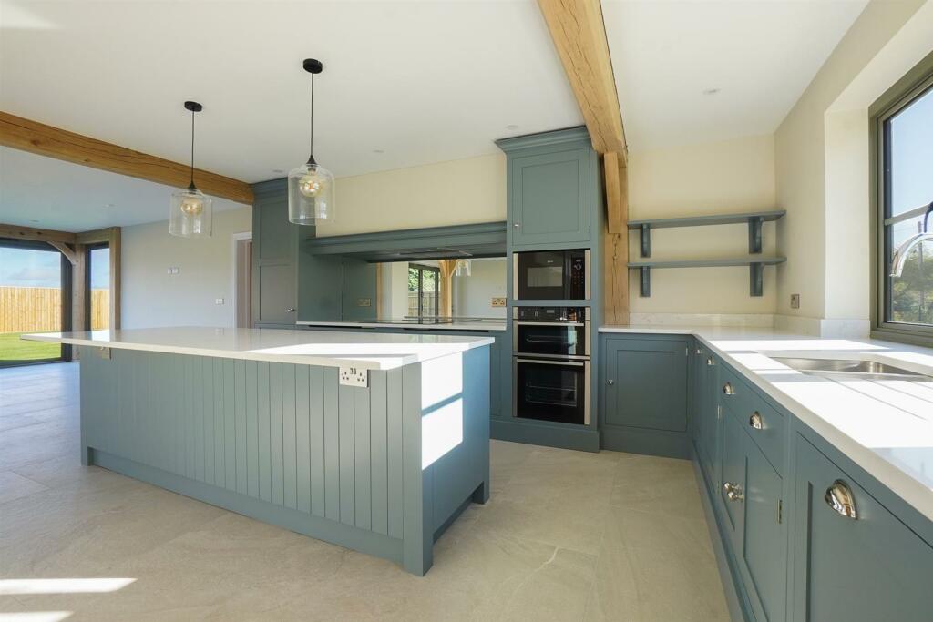 Additional property image - Williams Orchard, Duck Lane, Welford On Avon