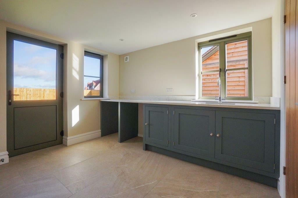 Additional property image - Williams Orchard, Duck Lane, Welford On Avon