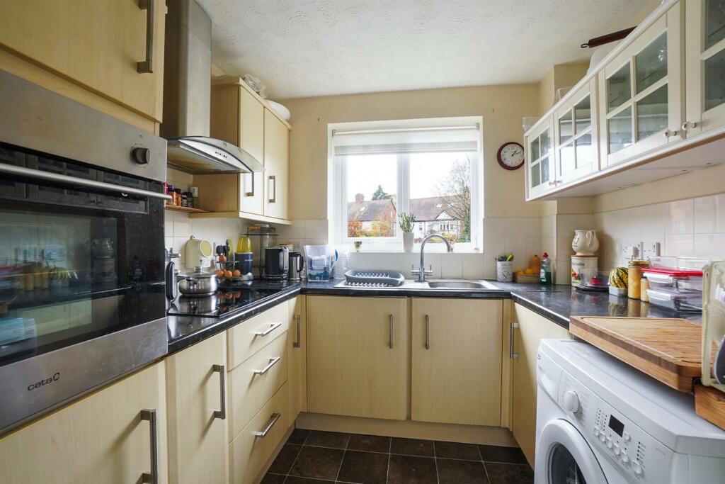 Additional property image - Blackthorn Court, Chestnut Walk, Henley-In-Arden