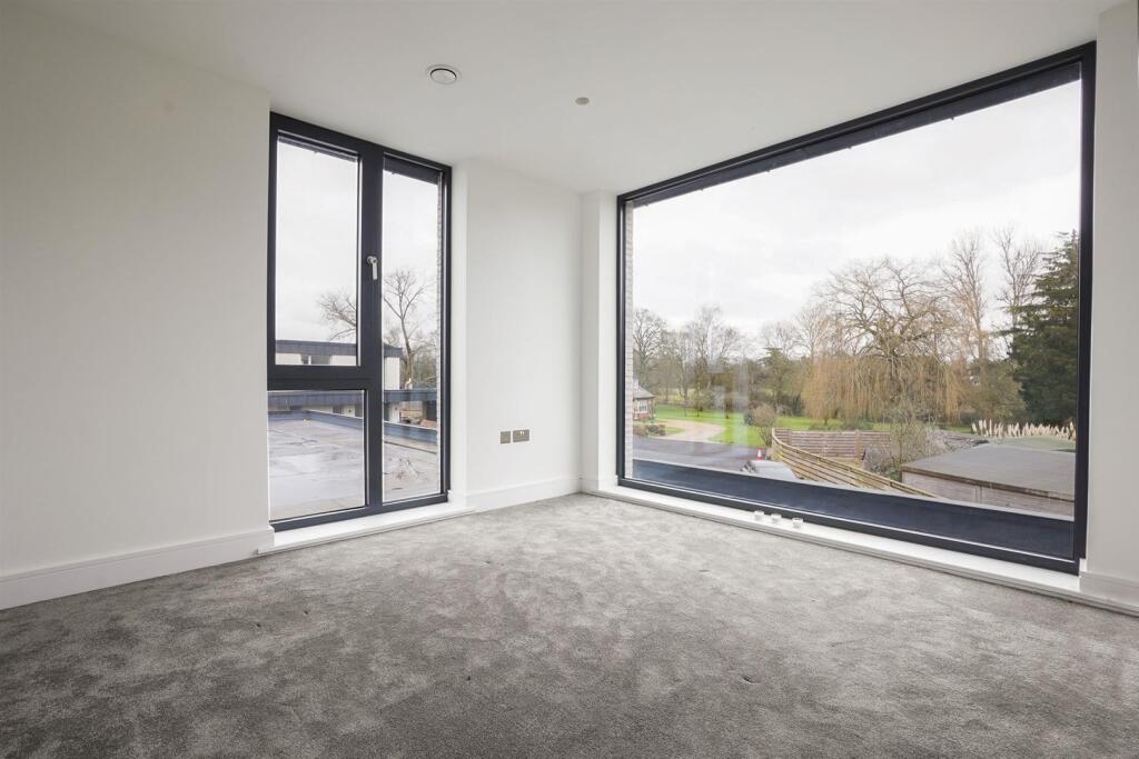 Additional property image - Alveston Lane, Alveston, Stratford-Upon-Avon