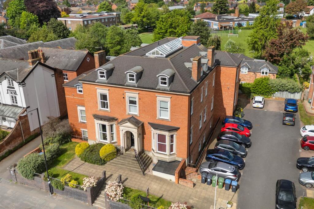 Main image of property: Warwick Road, Stratford-Upon-Avon