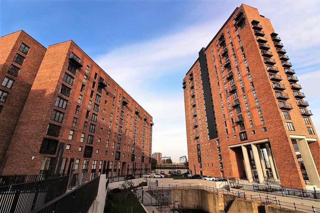 2 bedroom apartment for sale in Wilburn Basin, Ordsall Lane, Salford, M5