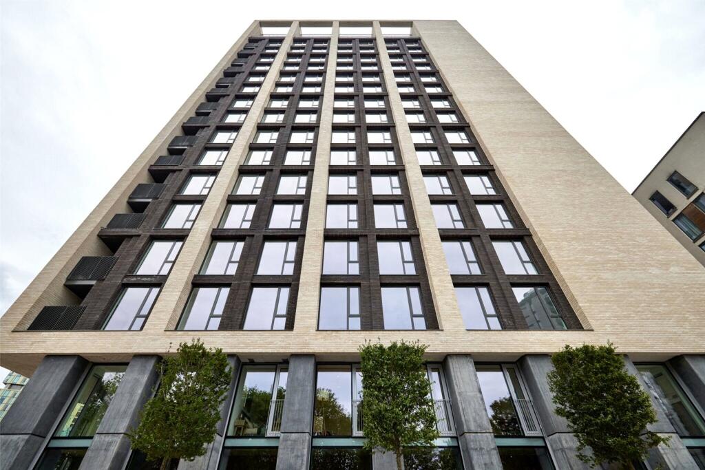 Main image of property: FiftyFive, 55 Queen Street, Salford, M3