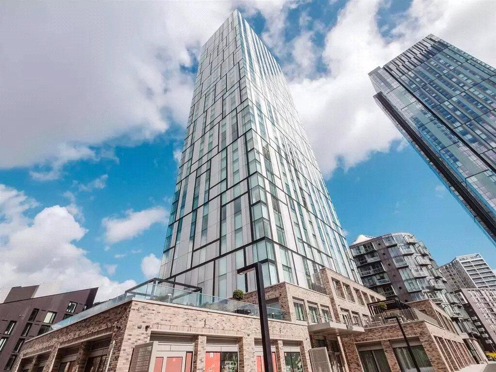 Main image of property: Bankside Colliers Yard, Bankside Boulevard, Salford, M3