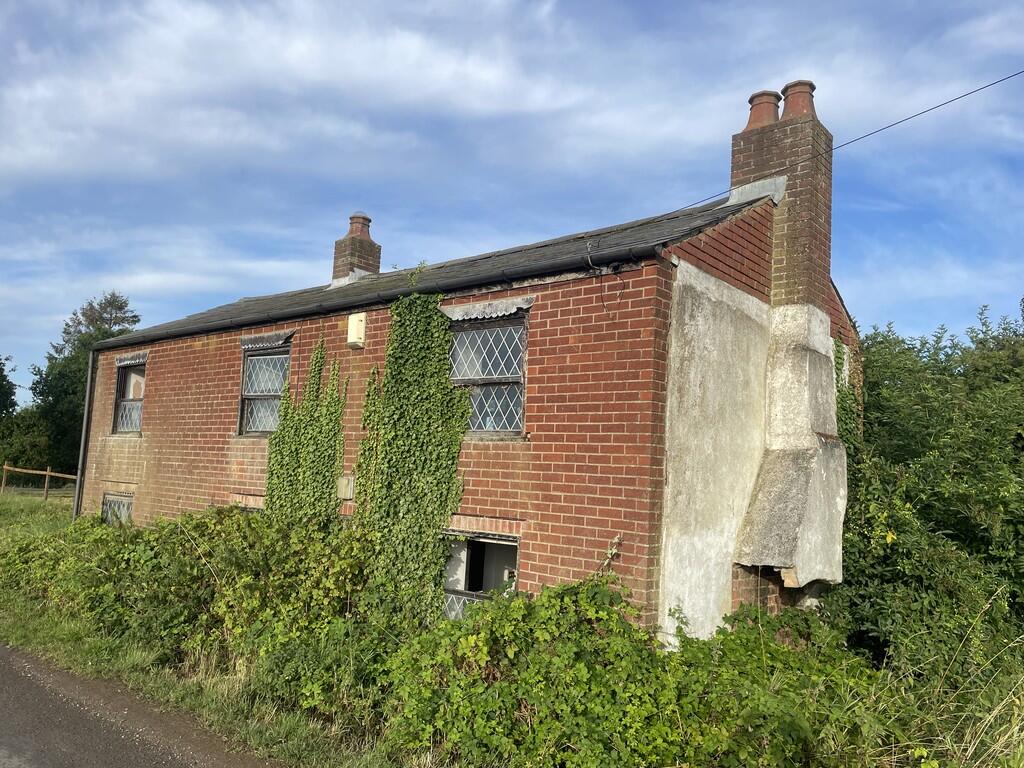 Main image of property: 199 Eaugate Road, Moulton Eaugate, PE12 0XJ