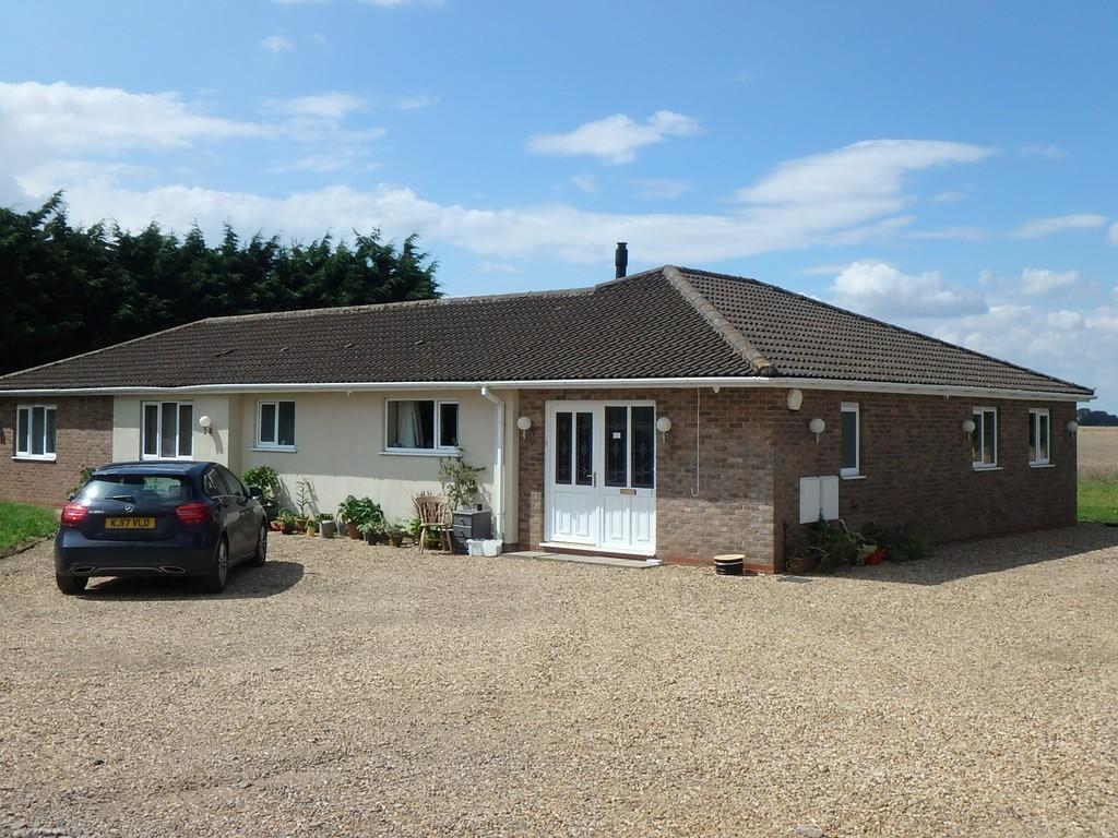 Farm for sale in Farm Tholomas Drove, Wisbech St Mary, PE13 4SN, PE13