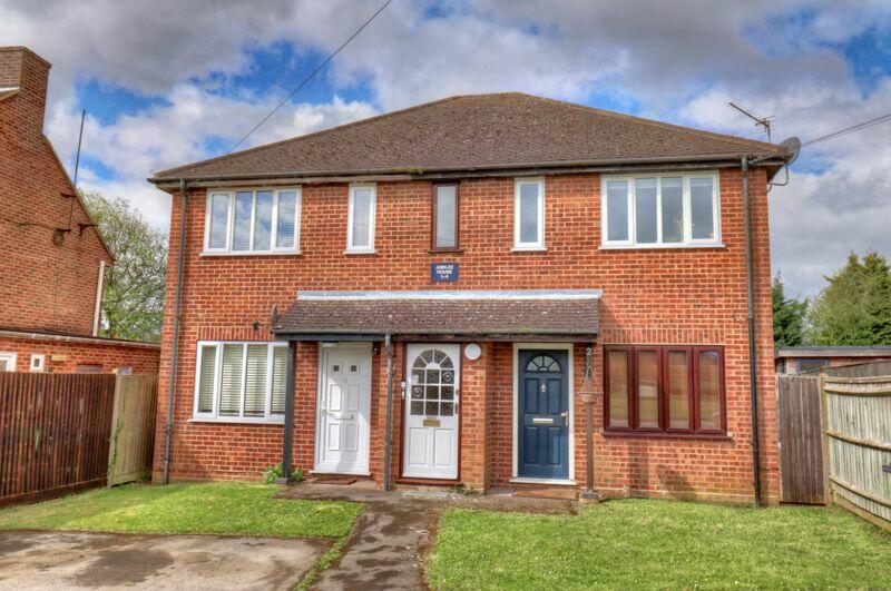 1 bedroom apartment for sale in Jubilee Road, Stokenchurch, HP14