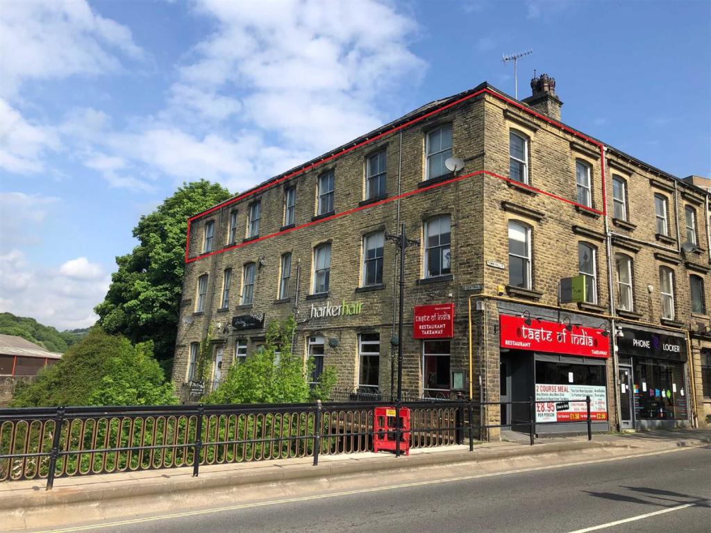 Office to lease in Town Hall Street, Sowerby Bridge, HX6