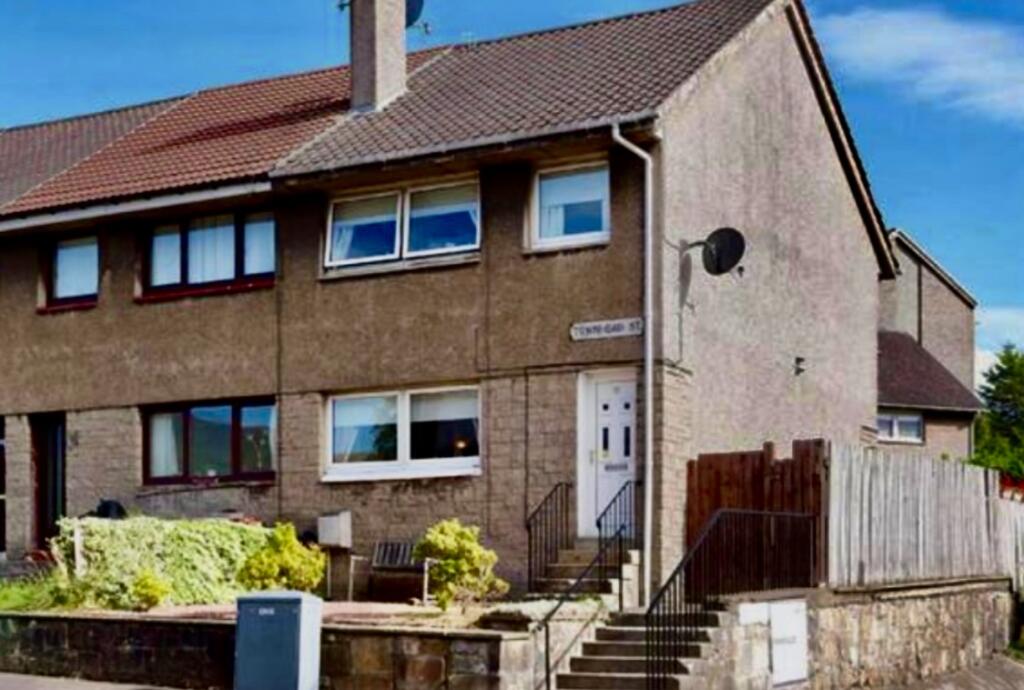 3 bedroom semi-detached house for rent in Townhead Street, Kilsyth, Glasgow, G65