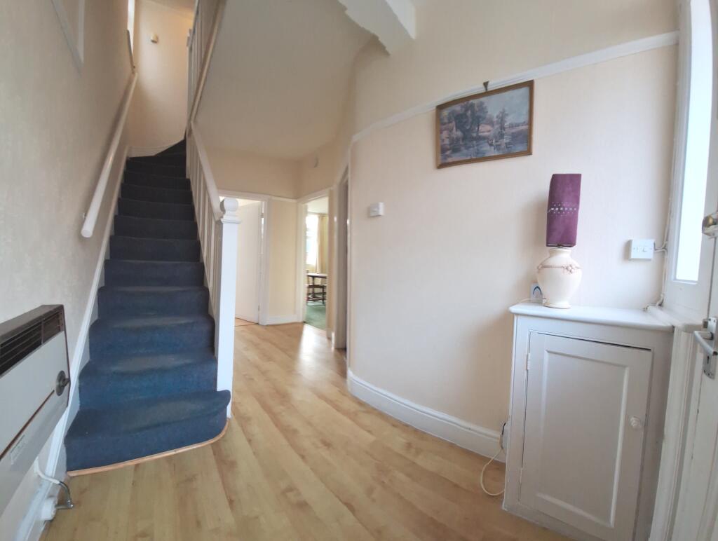 3 bedroom semi-detached house for sale in Balmoral Road, Northampton, NN2