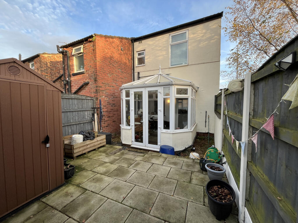 Additional property image - Bolton Road, Westhoughton, Bolton