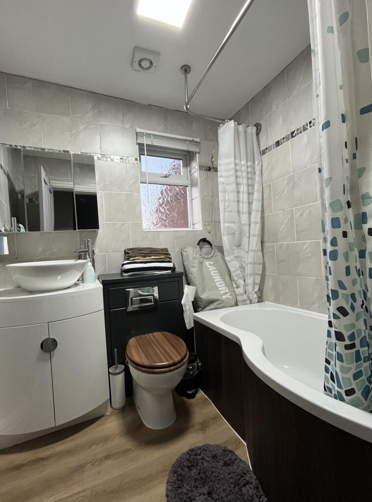 Additional property image - Bolton Road, Westhoughton, Bolton