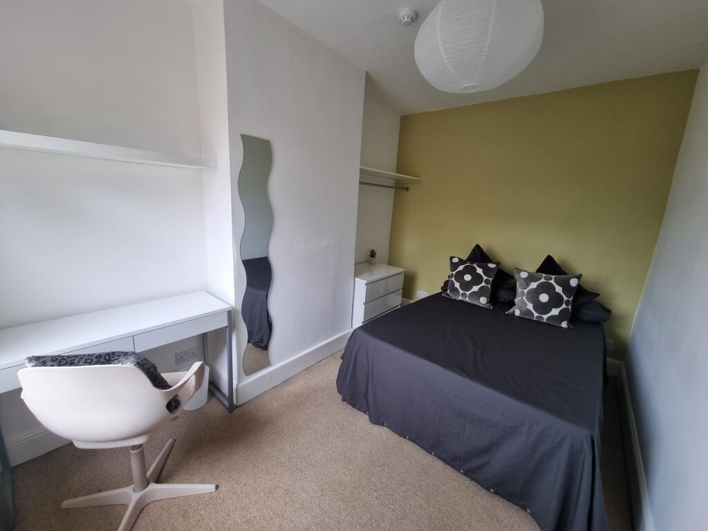 Additional property image - Ivy Avenue, Oldfield Park, Bath