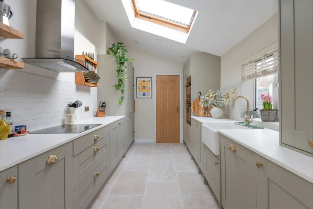 Main image of property: Meadow Road, Kent, Bromley