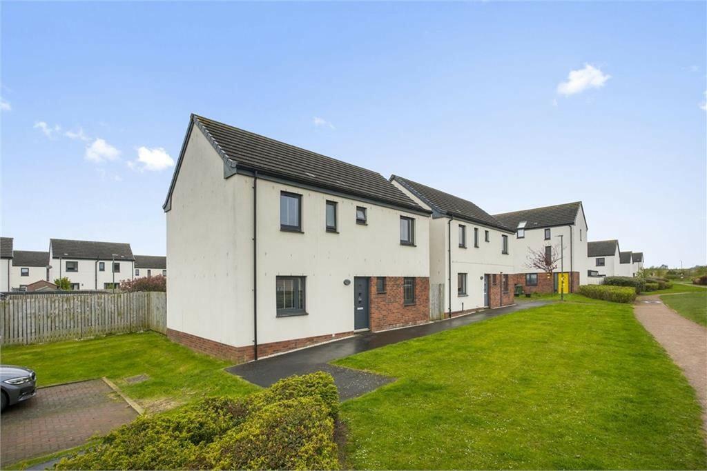 4 bedroom detached house for sale in Grieve Way, East Lothian