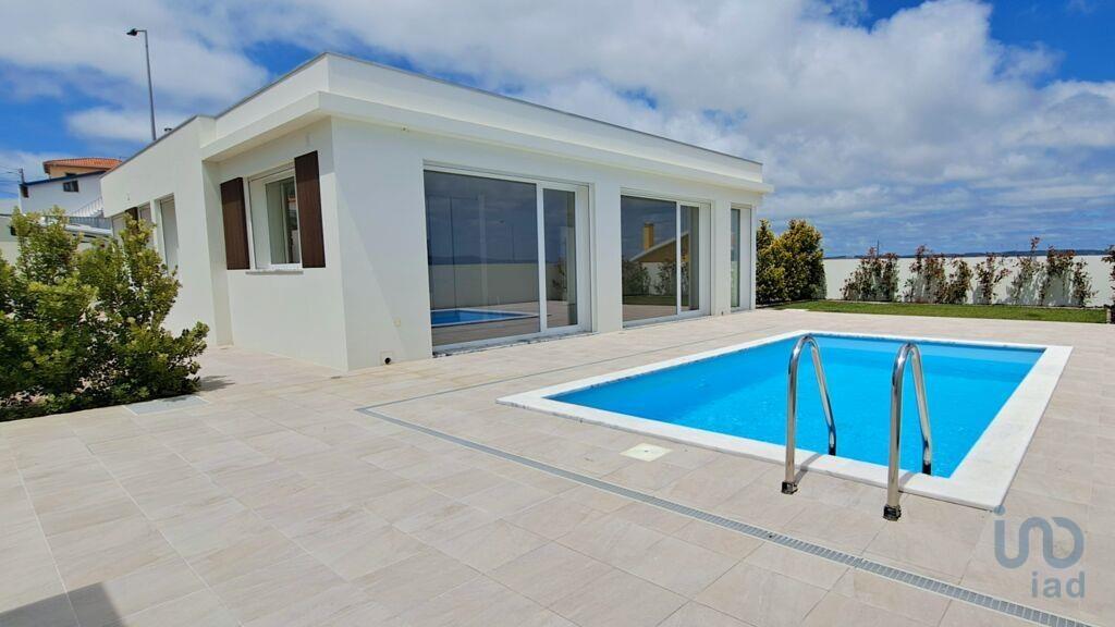 Main image of property: Lisbon, Lourinhã