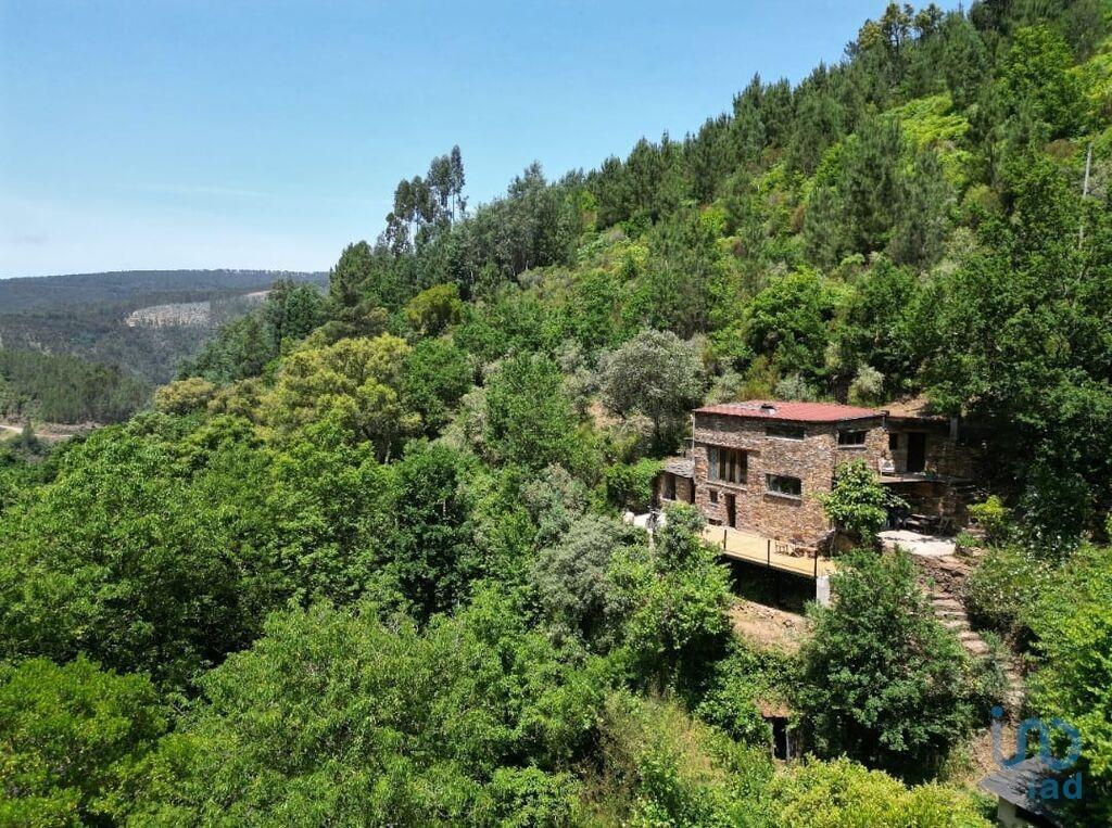 Main image of property: Beira Litoral, Colmeal