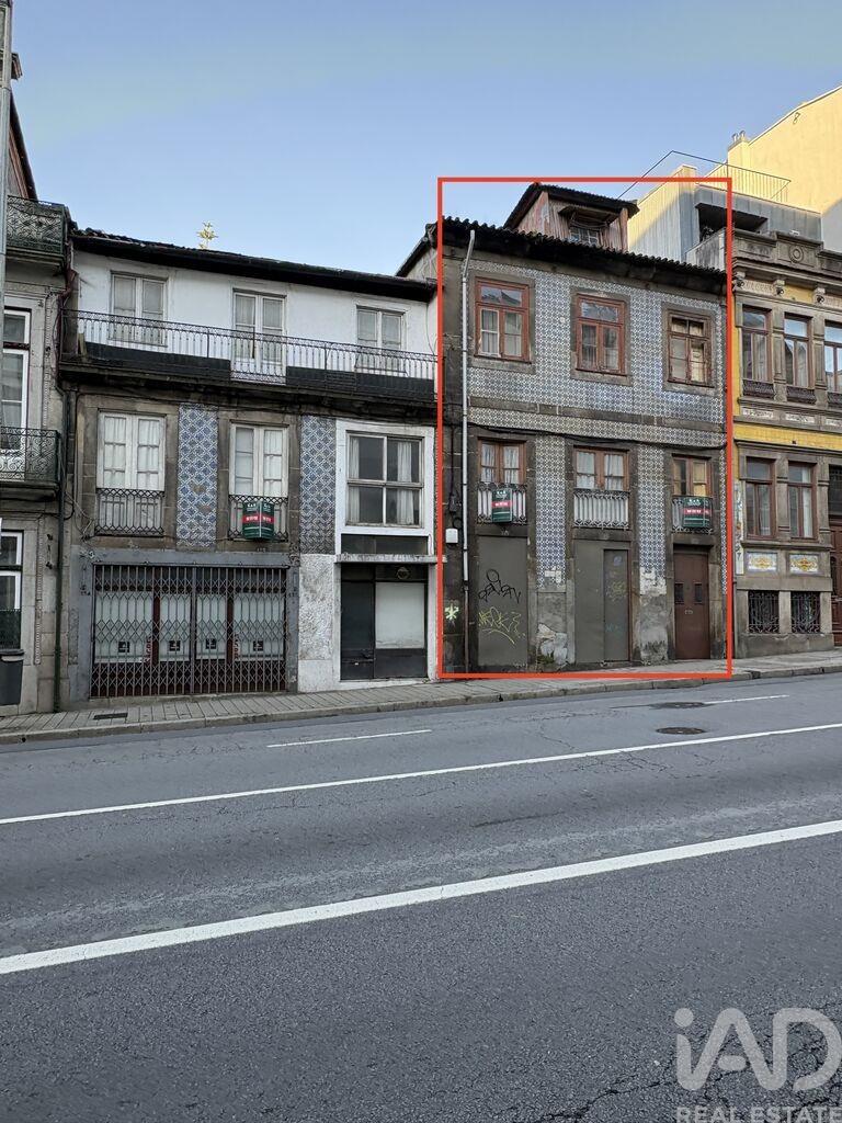 Main image of property: Oporto, Oporto
